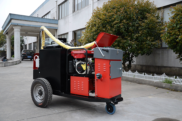 Technology for Crack Sealing Machine