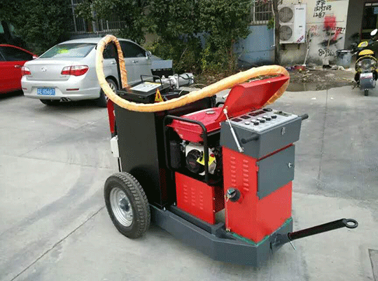 Application of the Crack Sealing Machine