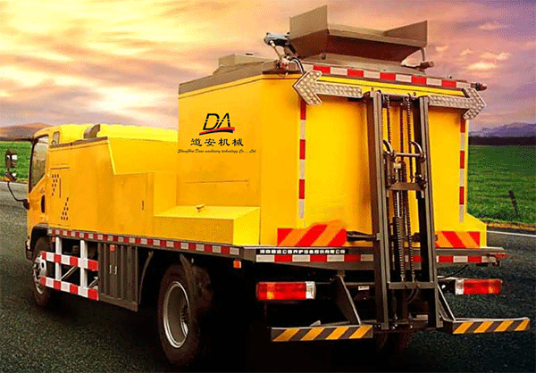 the application of Asphalt Pavement Maintenance Vehicle