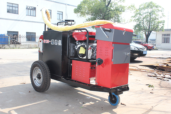 The Operating Method for Crack Sealing Machine