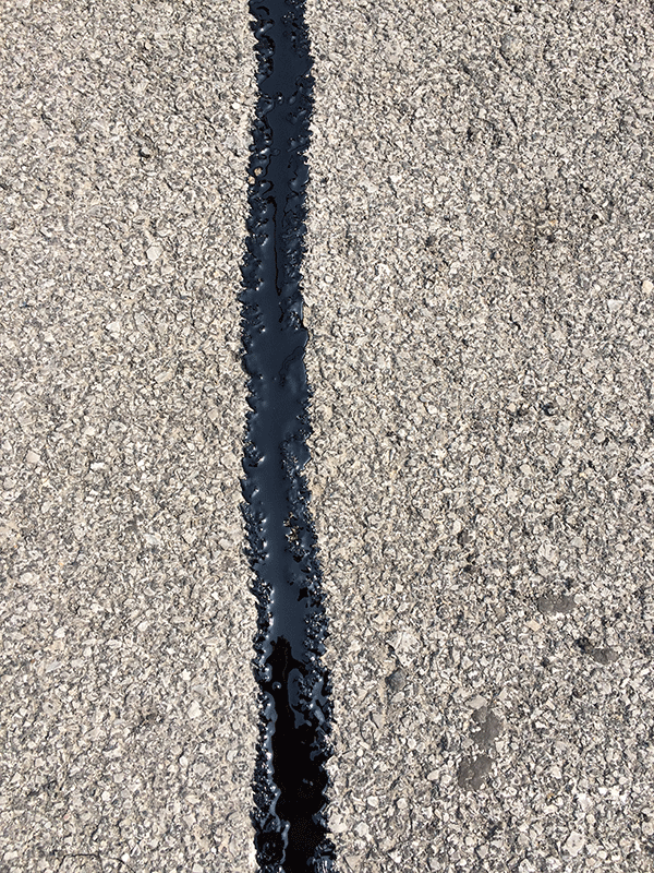 The temperature is effect on the Crack Sealing Machine working effect