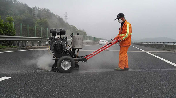 Asphalt Pavement Crack Router Machine