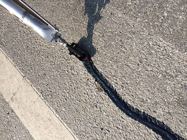 How is the economical effect of asphalt
