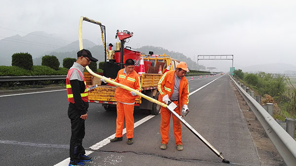 How Helps You Avoid Re-Paving Costs