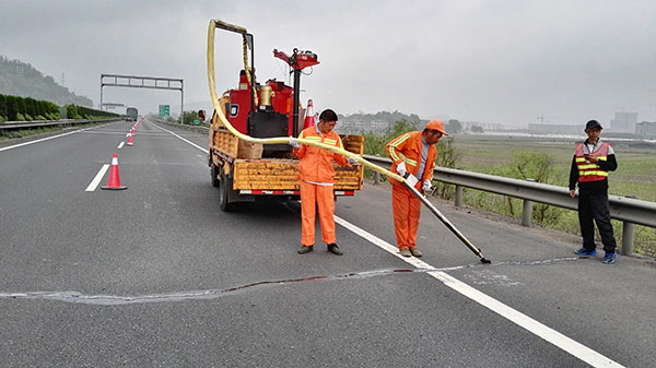 Crack Sealing the Pavement Now